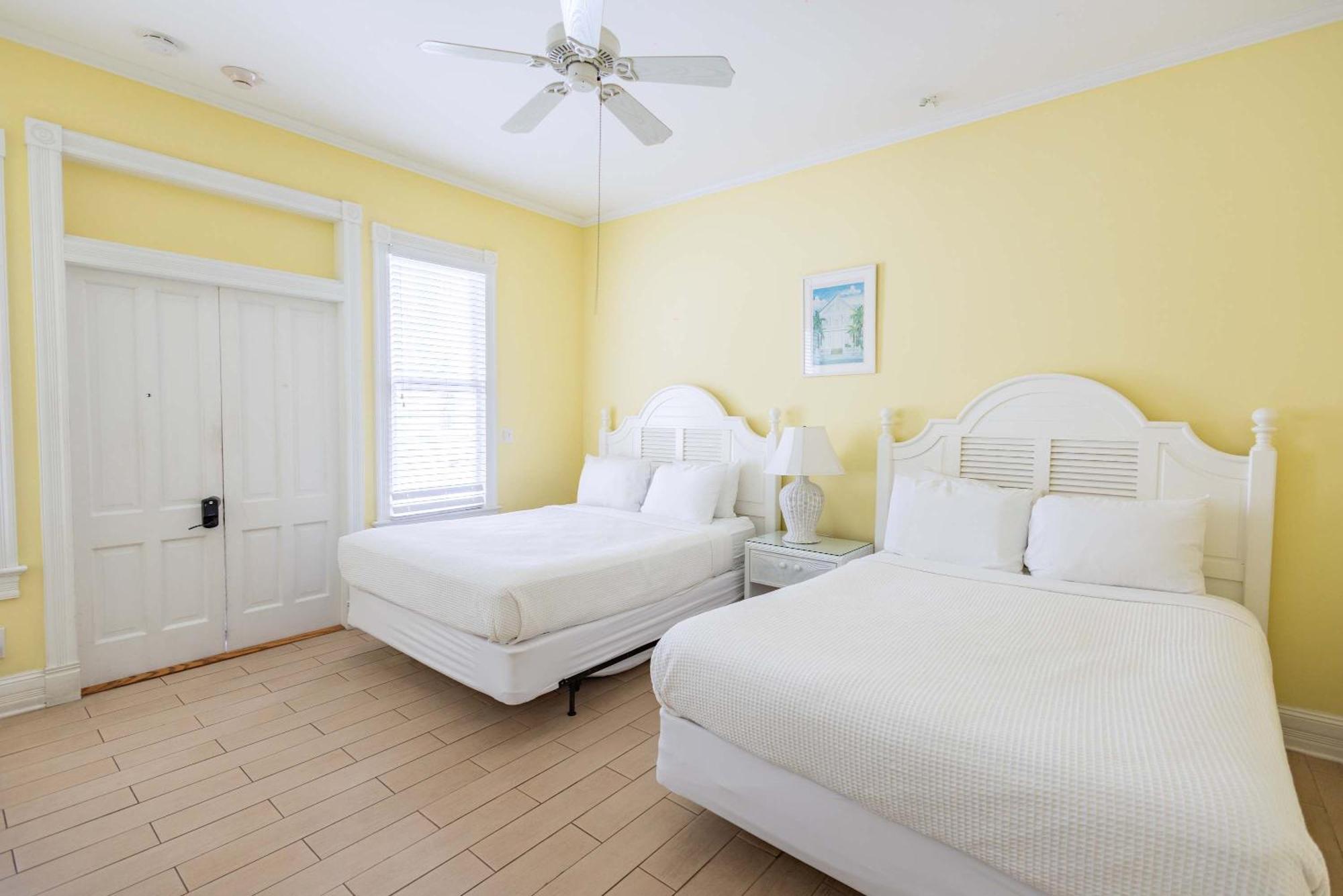 Deluxe Queen At The Curry Mansion - Parking & Heated Pool! Key West Exterior photo