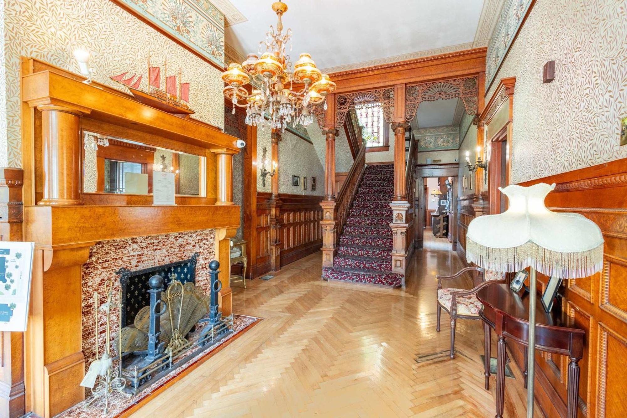 Deluxe Queen At The Curry Mansion - Parking & Heated Pool! Key West Exterior photo